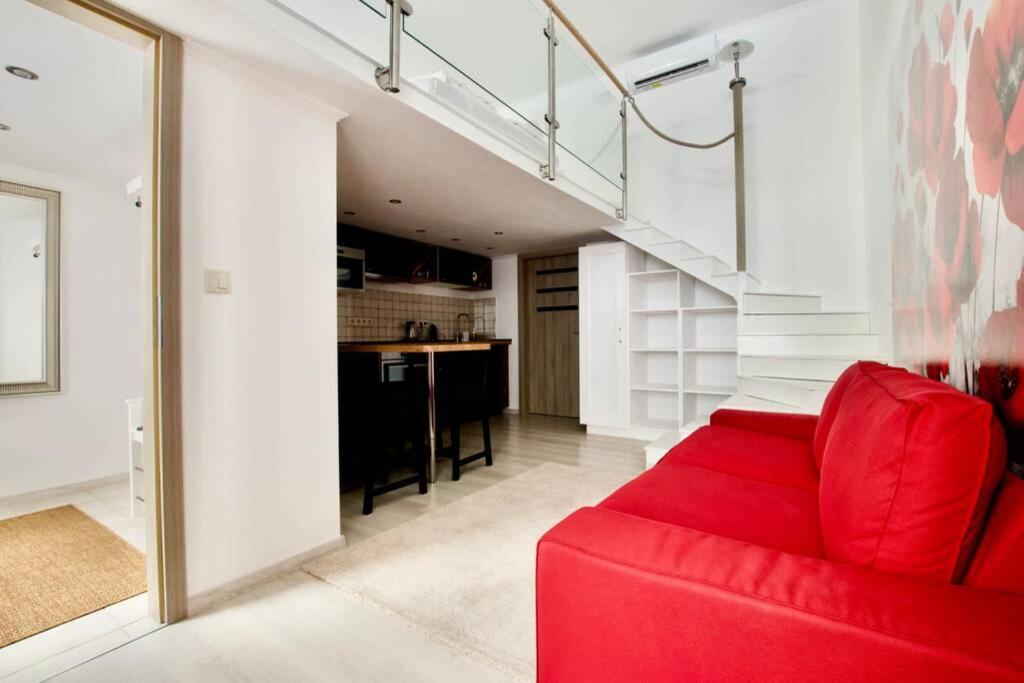 Standard By Hi5- Rose Street's Budapešť