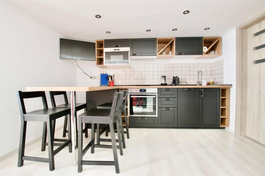 Standard By Hi5- Rose Street's * Budapešť